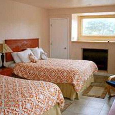Anton Inn Pacific Grove Extérieur photo